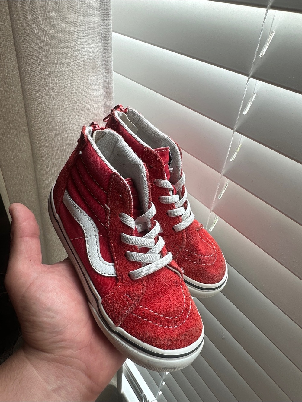 Kids Red High-Top Skate Shoes with White Stripe vans 10